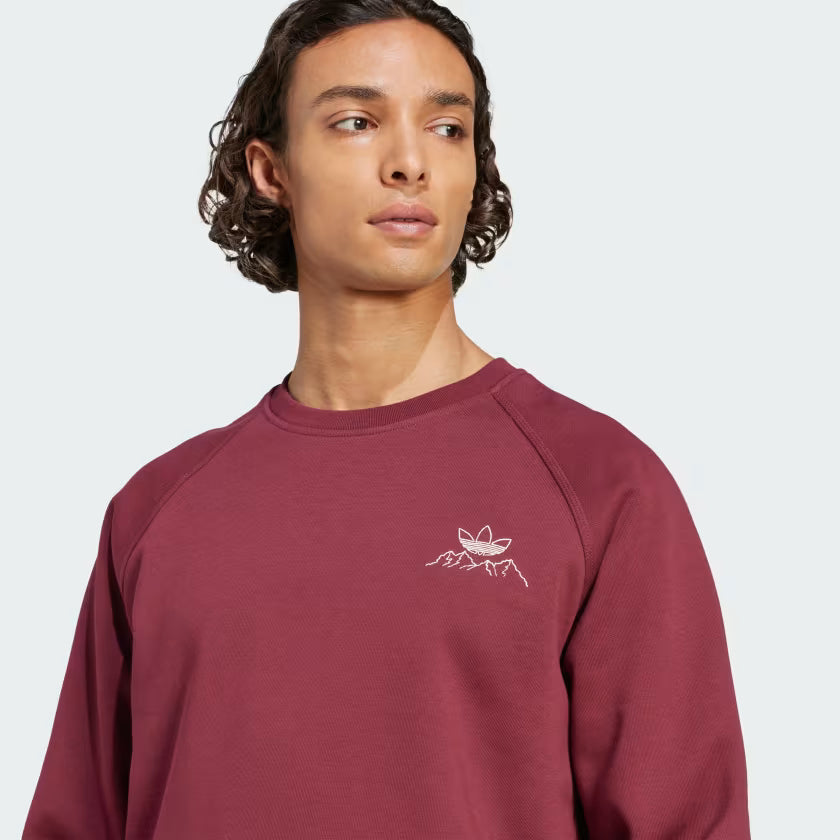 Winter Resort Mountain Graphic Fleece Crewneck Sweatshirt
